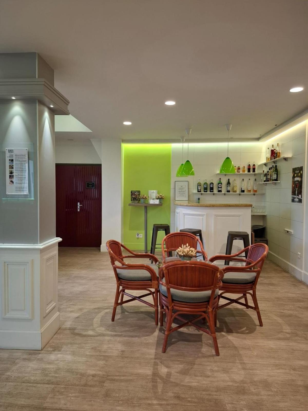 Logis Hotel L'Escargotiere Dijon Sud - Chenôve Dış mekan fotoğraf